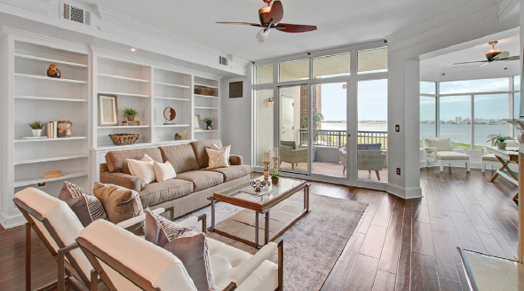 175 N. Plaza Court, Unit 605